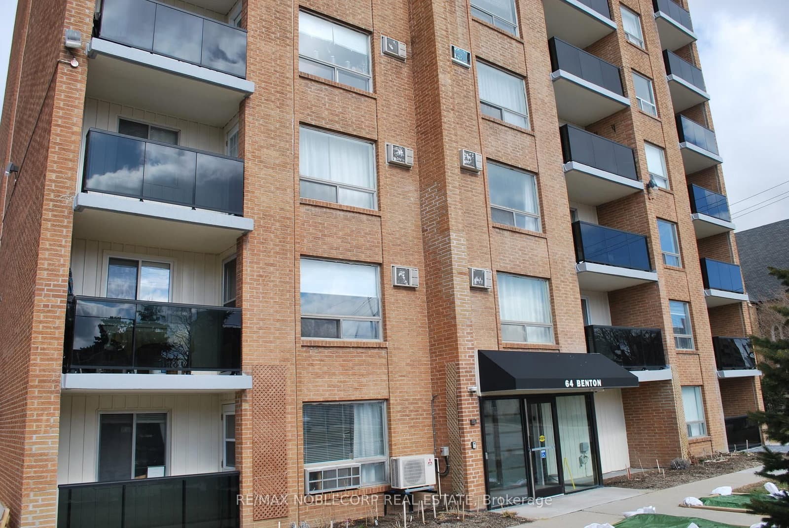 64 Benton Street, Unit 901 thumbnail 13