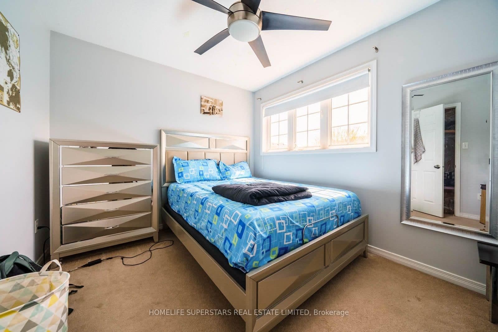 84 Lambert Crescent thumbnail 33