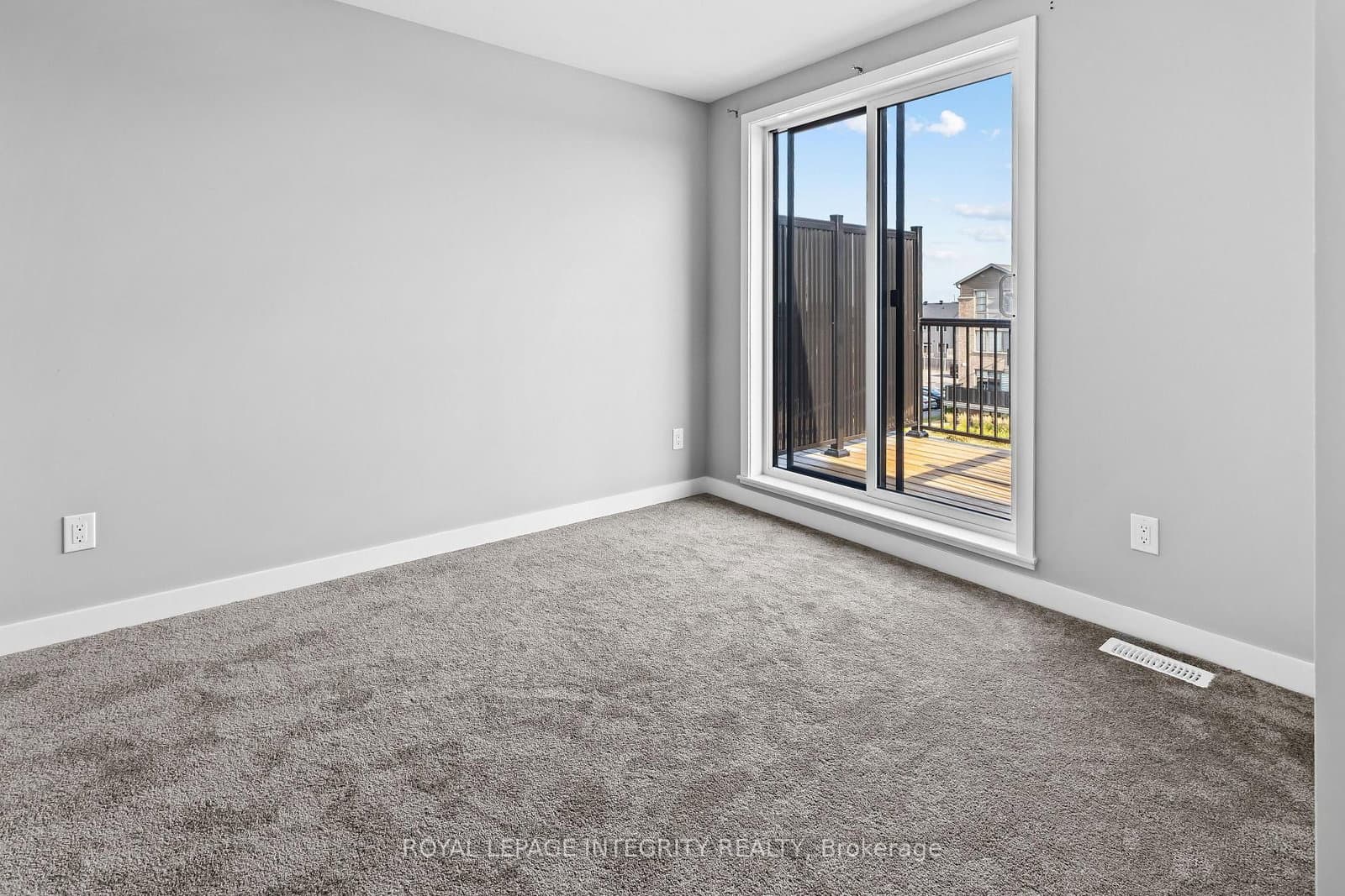 871 Decoeur Drive thumbnail 16