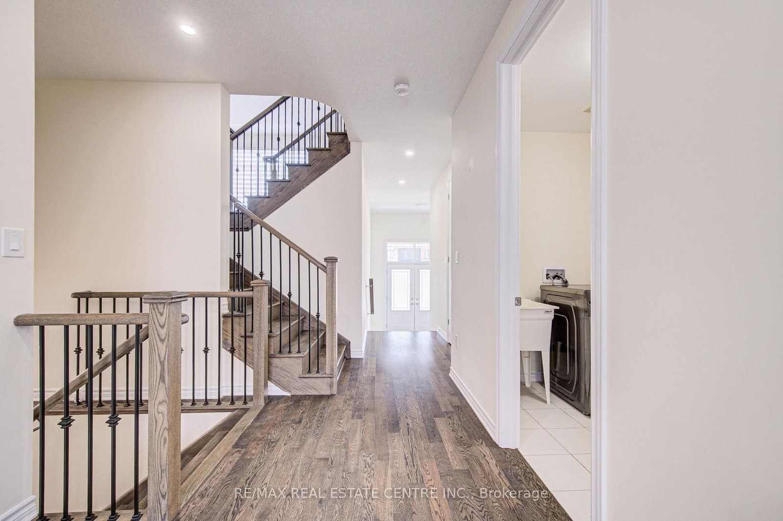 407 Dolman Street thumbnail 6