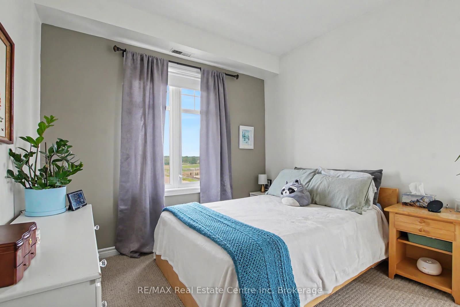 2 Colonial Drive, Unit 410 thumbnail 15