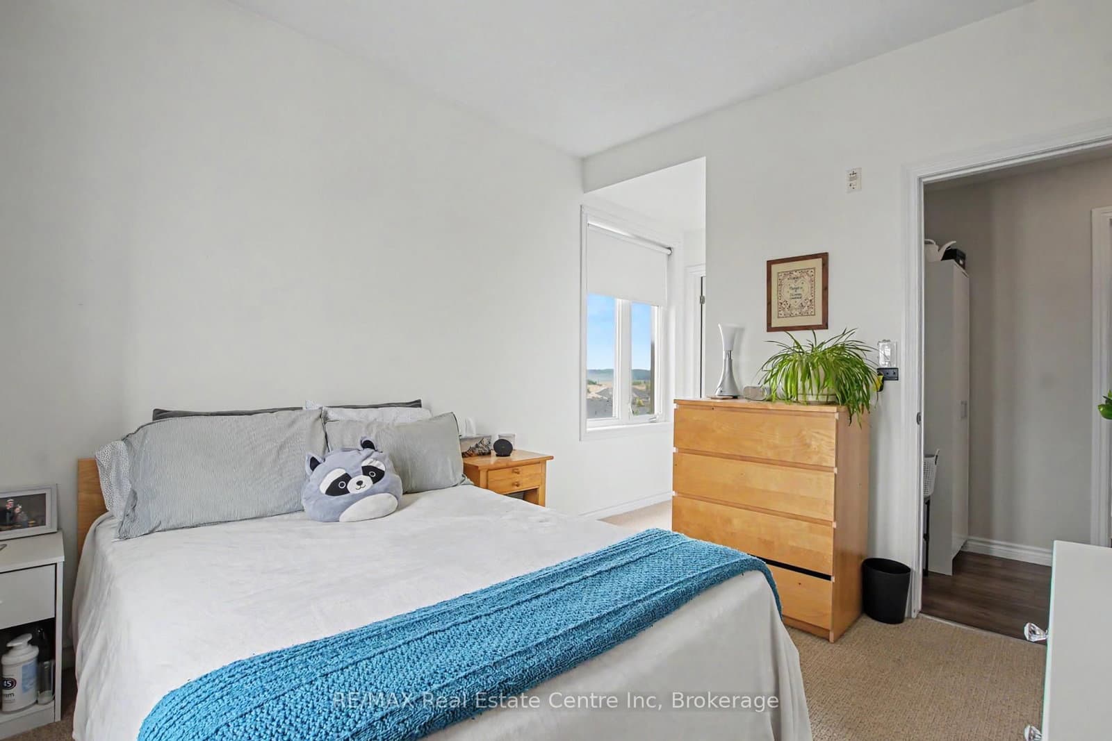 2 Colonial Drive, Unit 410 thumbnail 16
