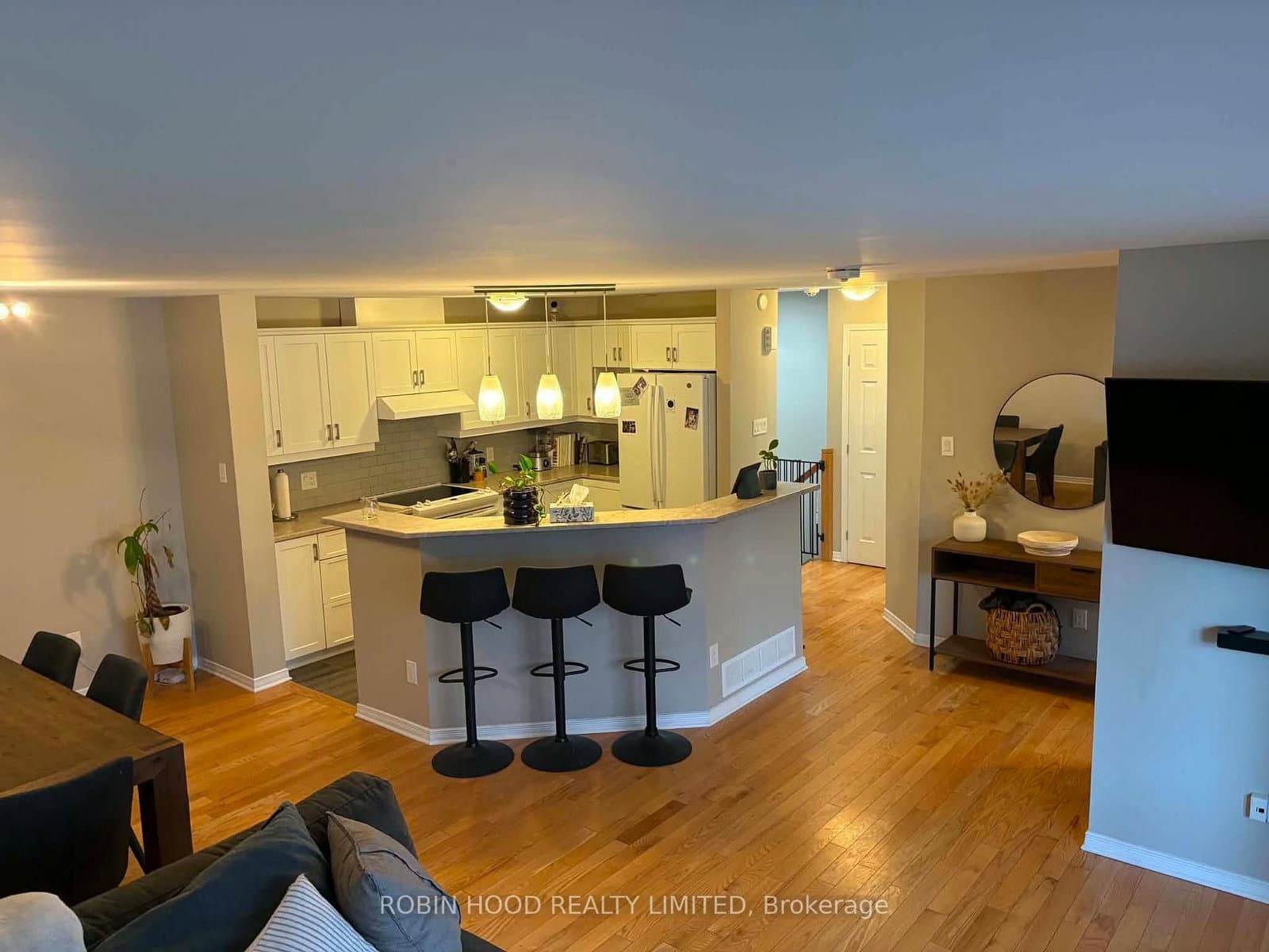 3275 St Joseph Boulevard, Unit 211 - Image 1