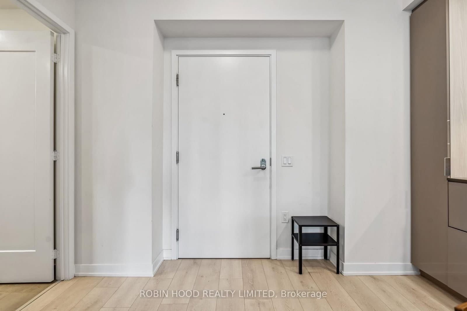 3275 St Joseph Boulevard, Unit 211 thumbnail 13