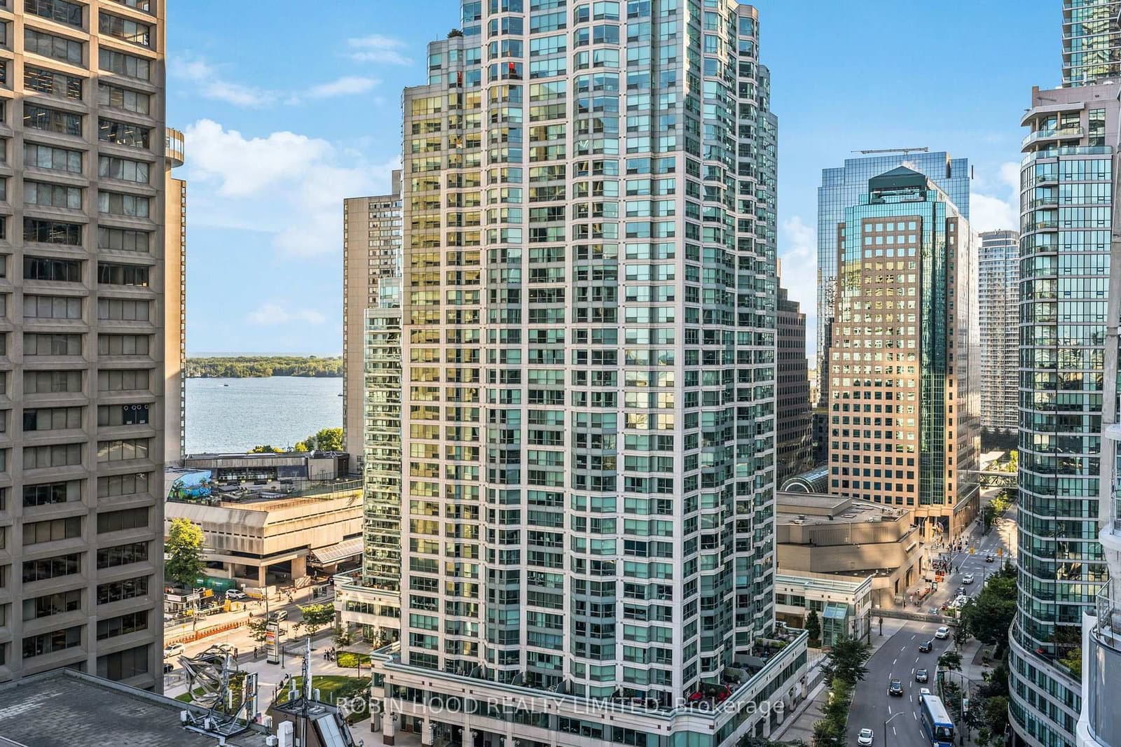 3275 St Joseph Boulevard, Unit 211 thumbnail 17