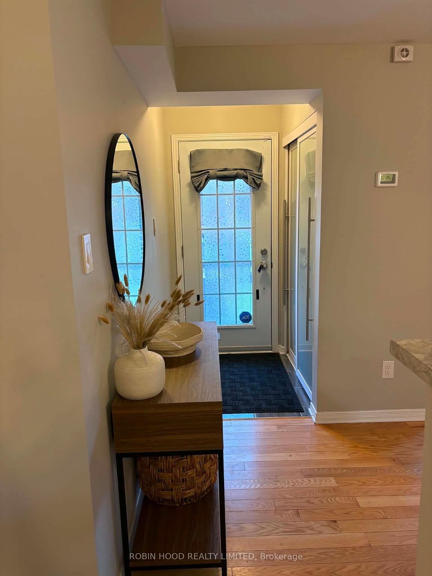 3275 St Joseph Boulevard, Unit 211 thumbnail 6