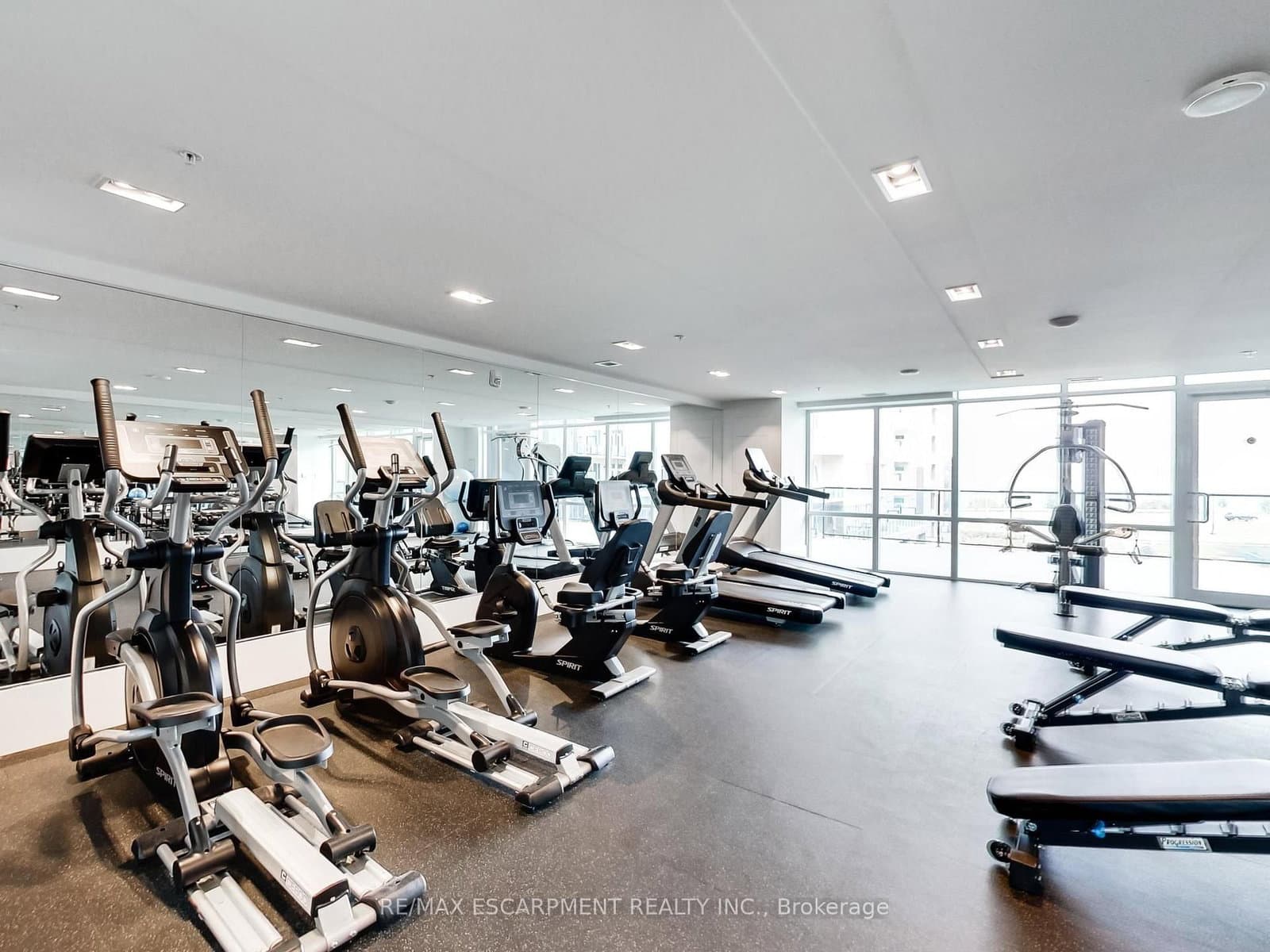 16 Concord Place, Unit 318 thumbnail 43