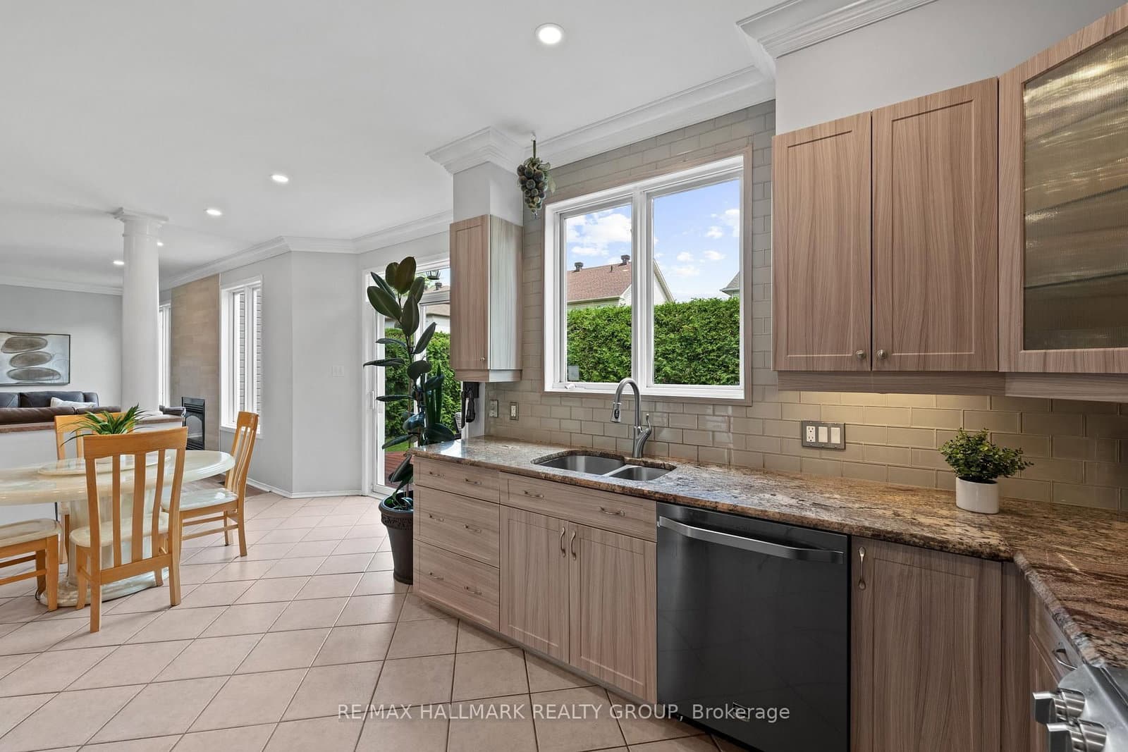 2104 Sandy Oaks Drive thumbnail 20