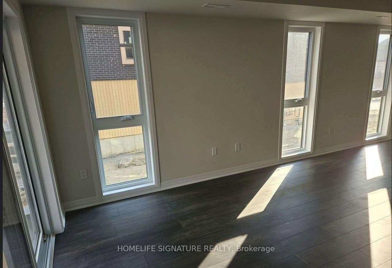 16 URBANE Boulevard thumbnail 12