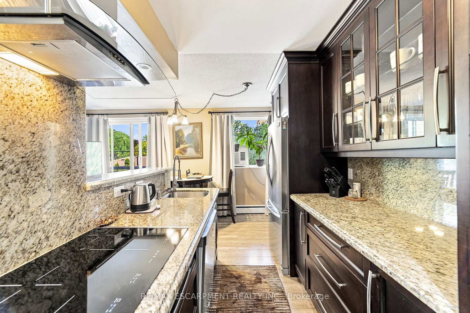 851 Queenston Road, Unit 202 thumbnail 9