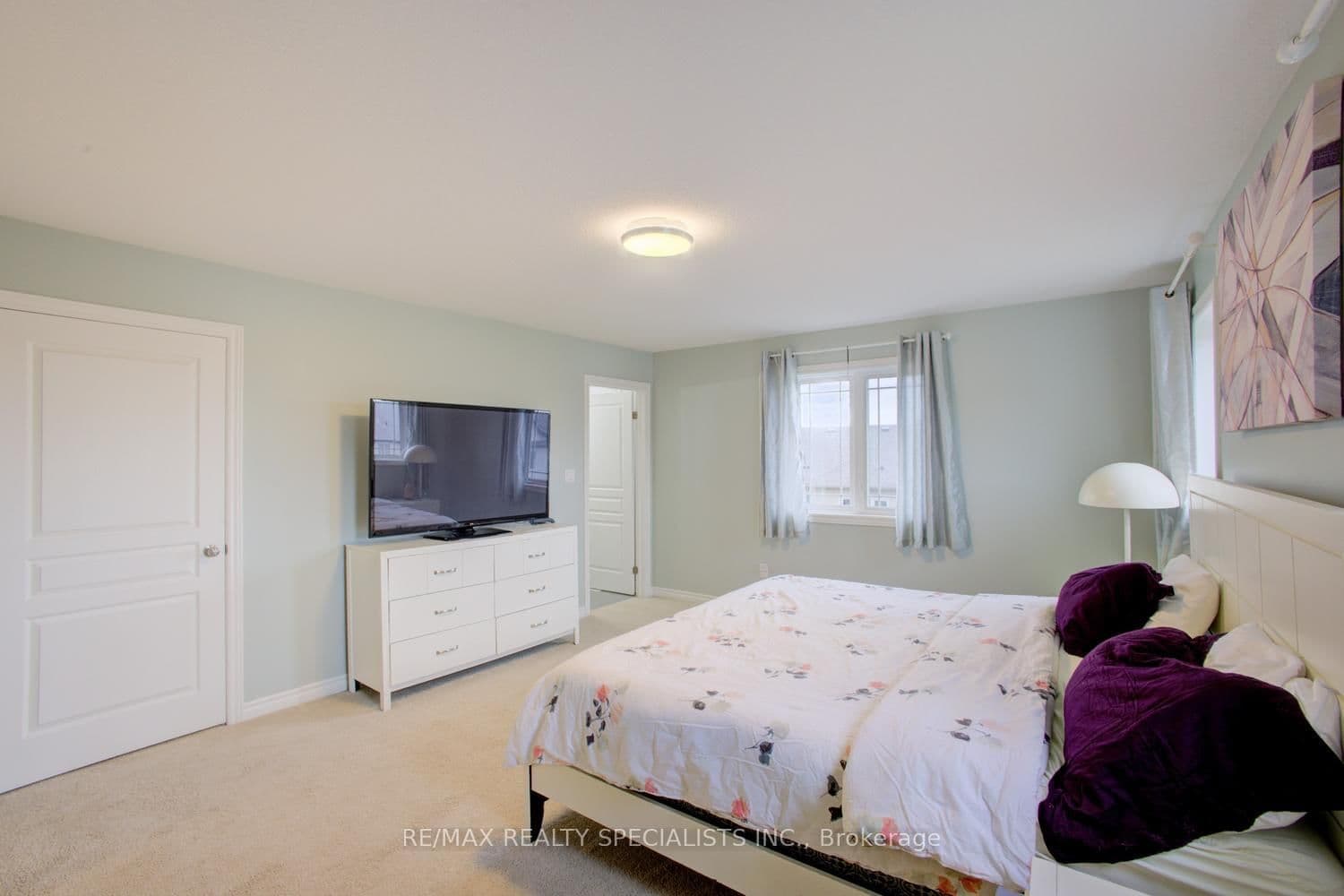 58 Jeffrey Drive thumbnail 18
