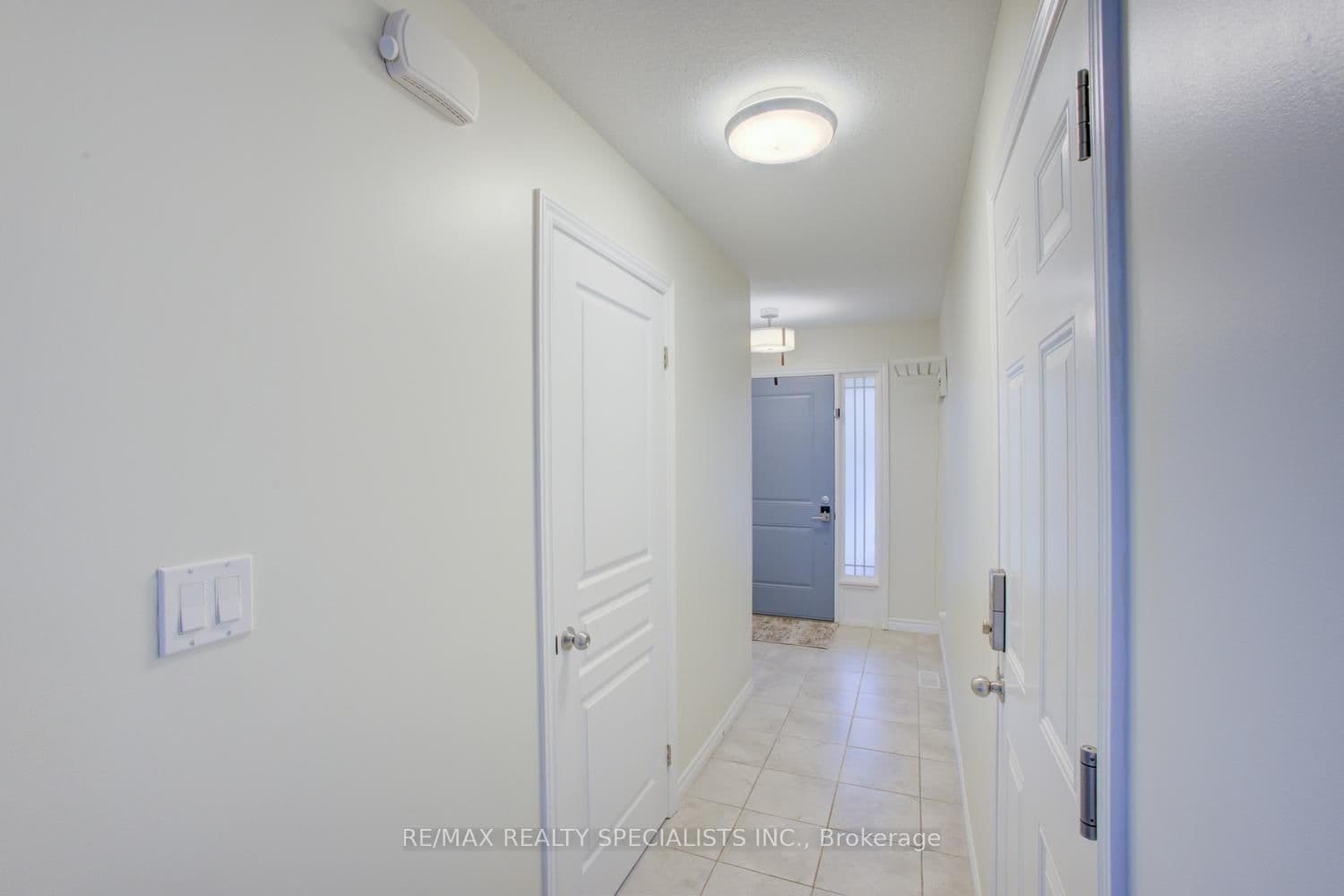 58 Jeffrey Drive thumbnail 7