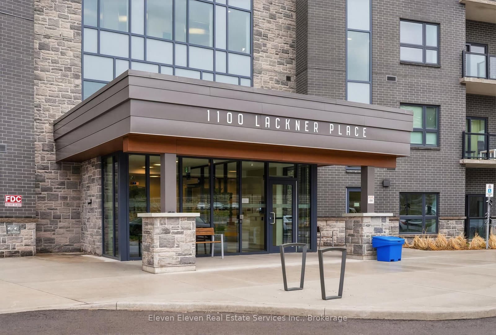 1100 Lackner Place, Unit 422 thumbnail 3