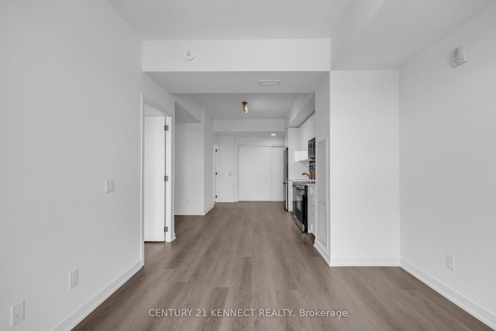 33 Erie Avenue, Unit 1306 thumbnail 13