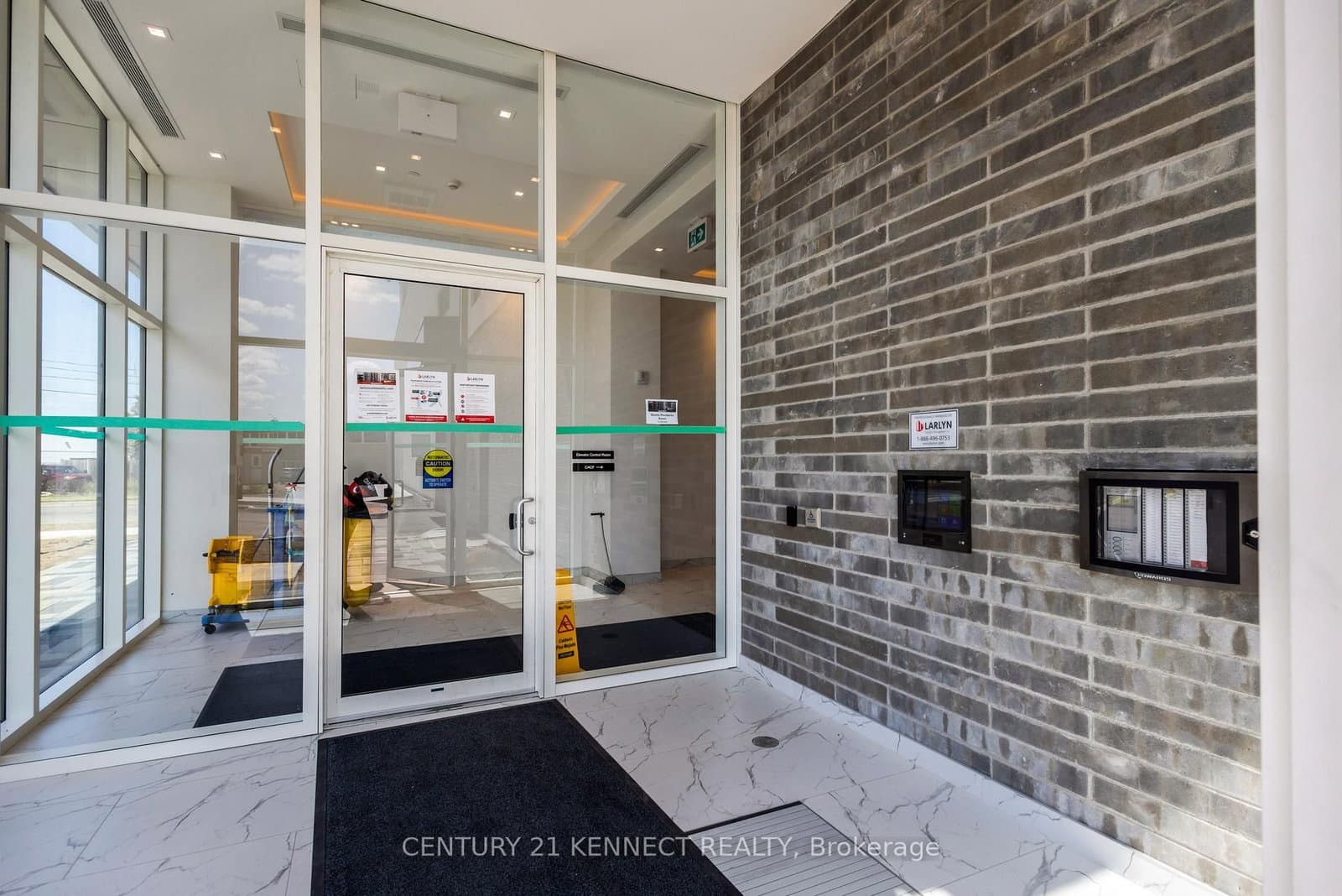 33 Erie Avenue, Unit 1306 thumbnail 2