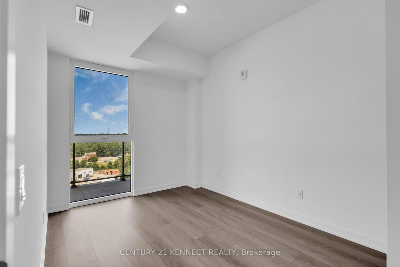 33 Erie Avenue, Unit 1306 thumbnail 20