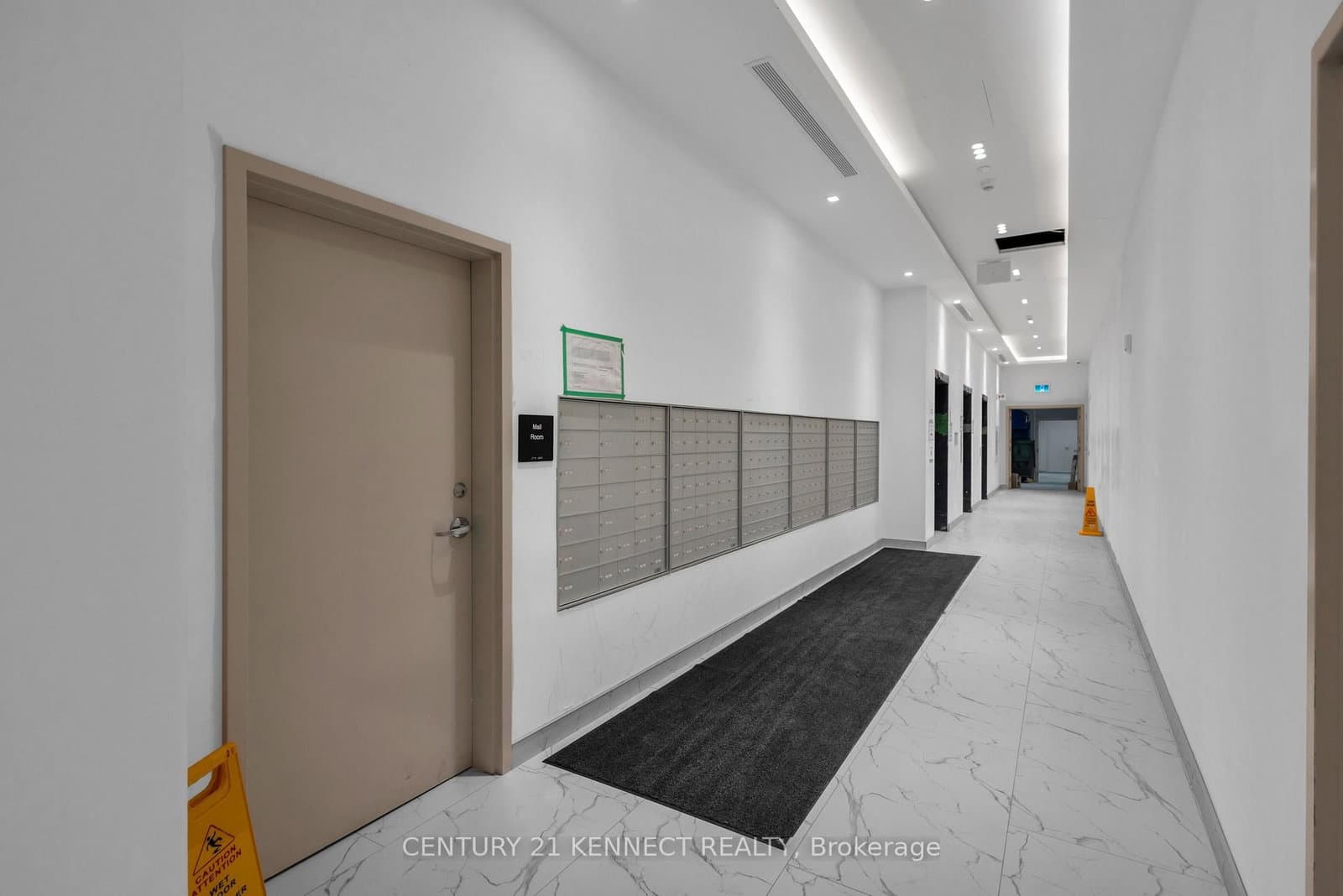 33 Erie Avenue, Unit 1306 thumbnail 3