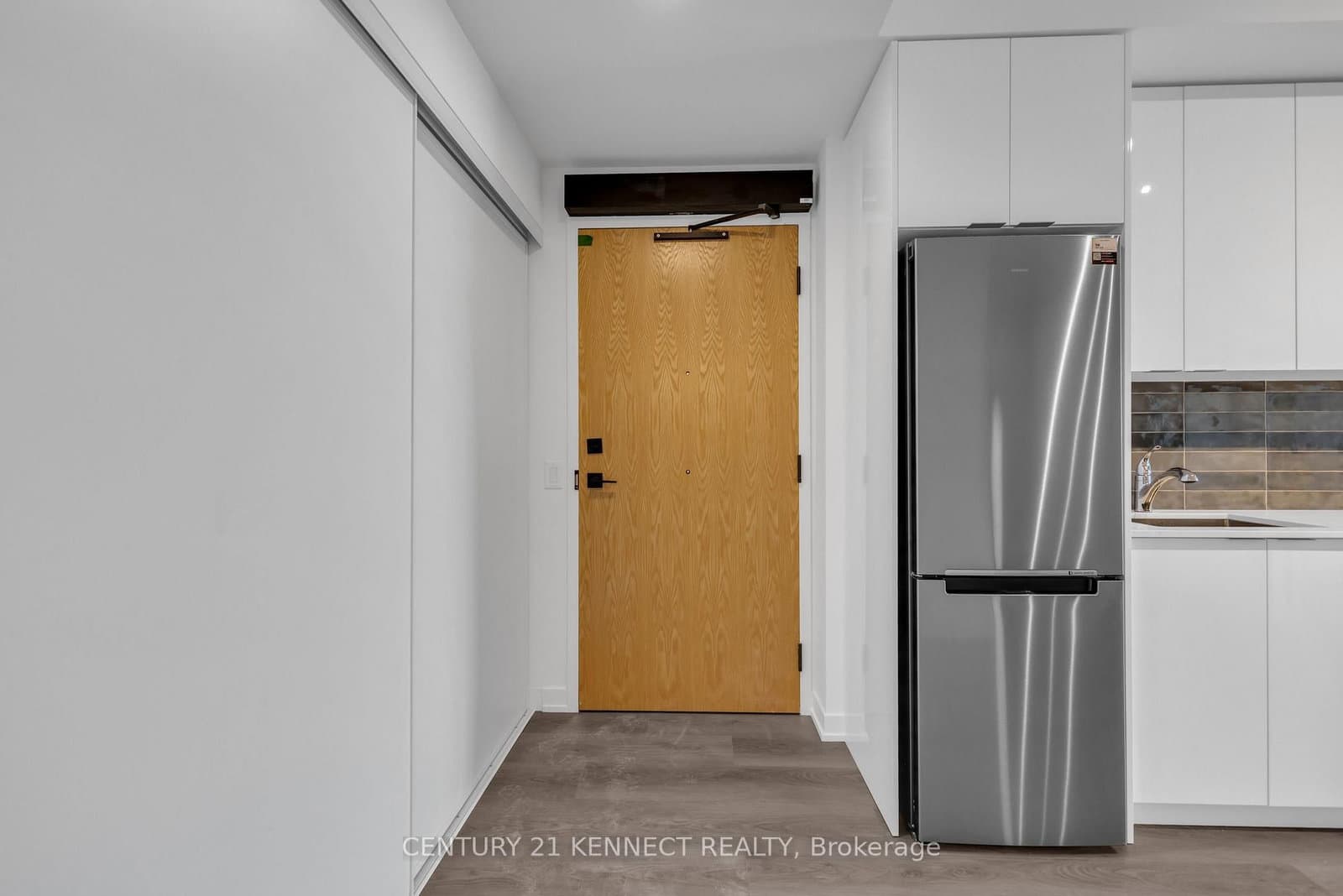 33 Erie Avenue, Unit 1306 thumbnail 6
