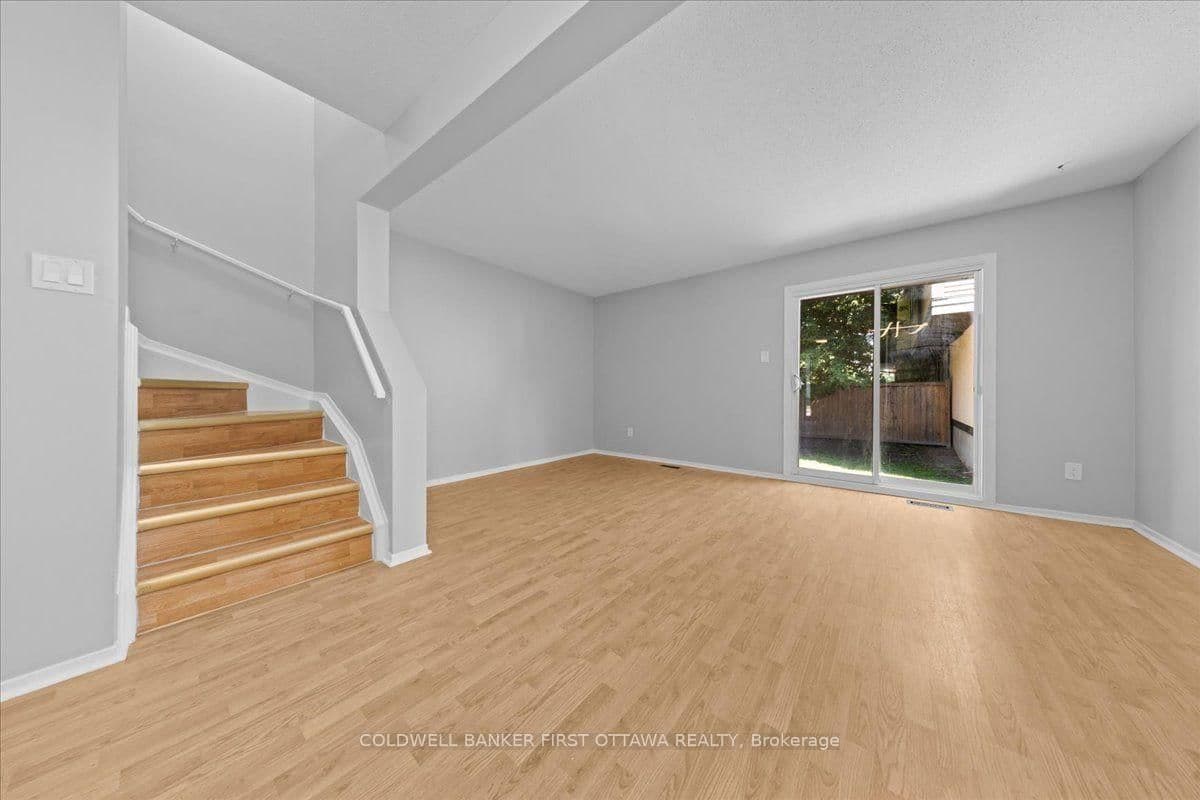 2701 PIMLICO Crescent thumbnail 12