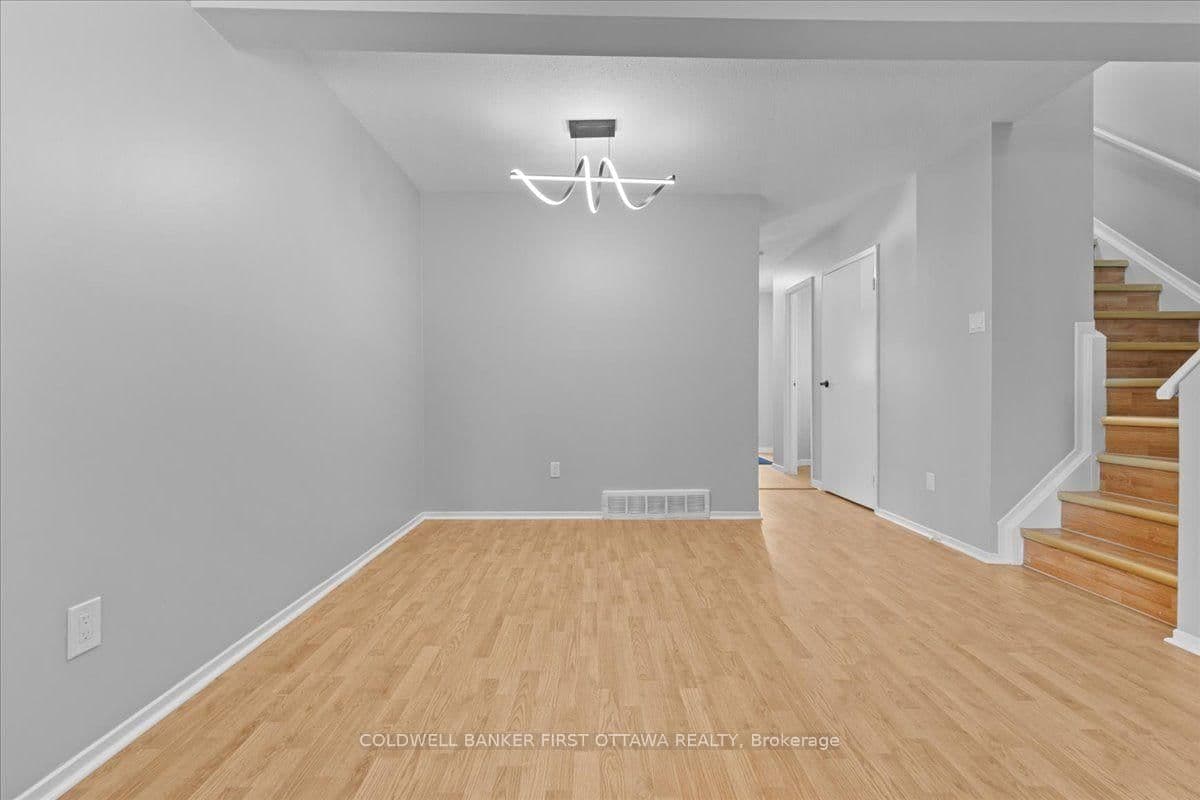 2701 PIMLICO Crescent thumbnail 14