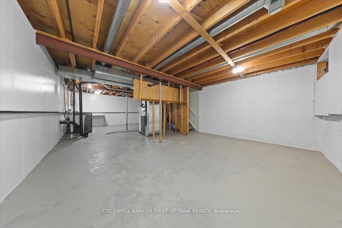 2701 PIMLICO Crescent thumbnail 24