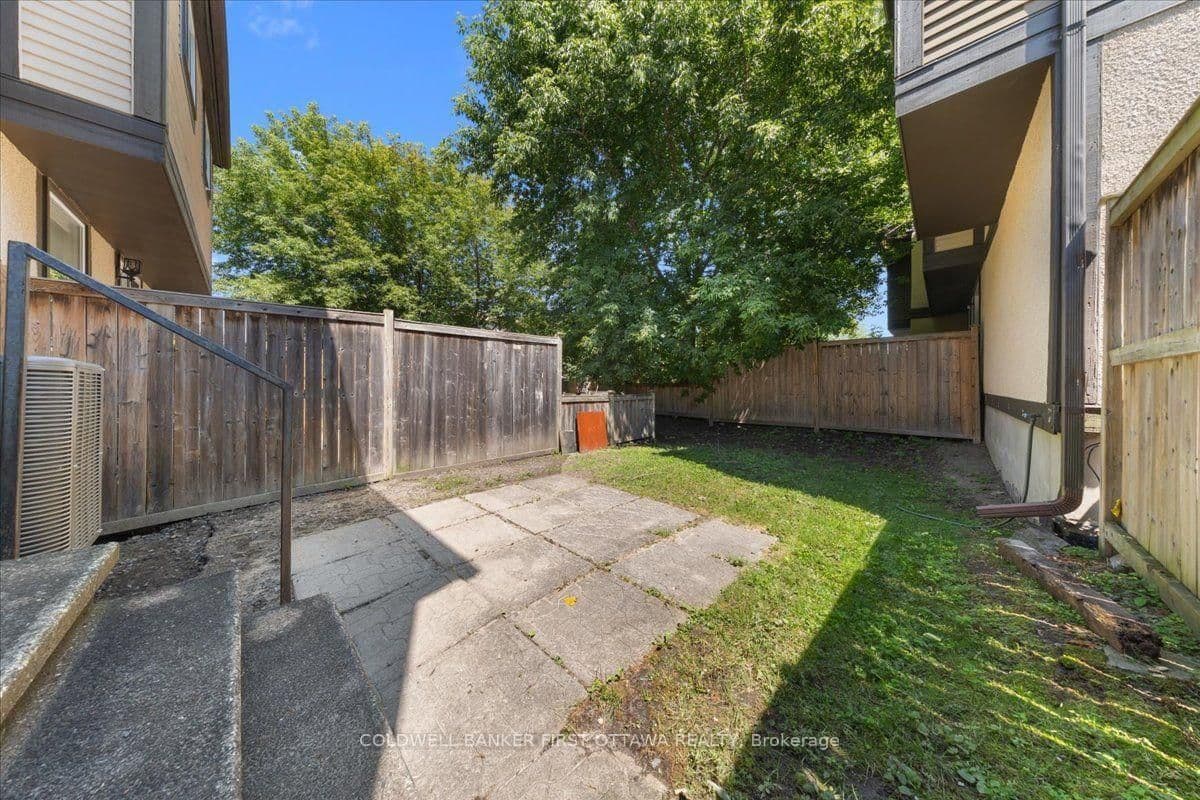 2701 PIMLICO Crescent thumbnail 28