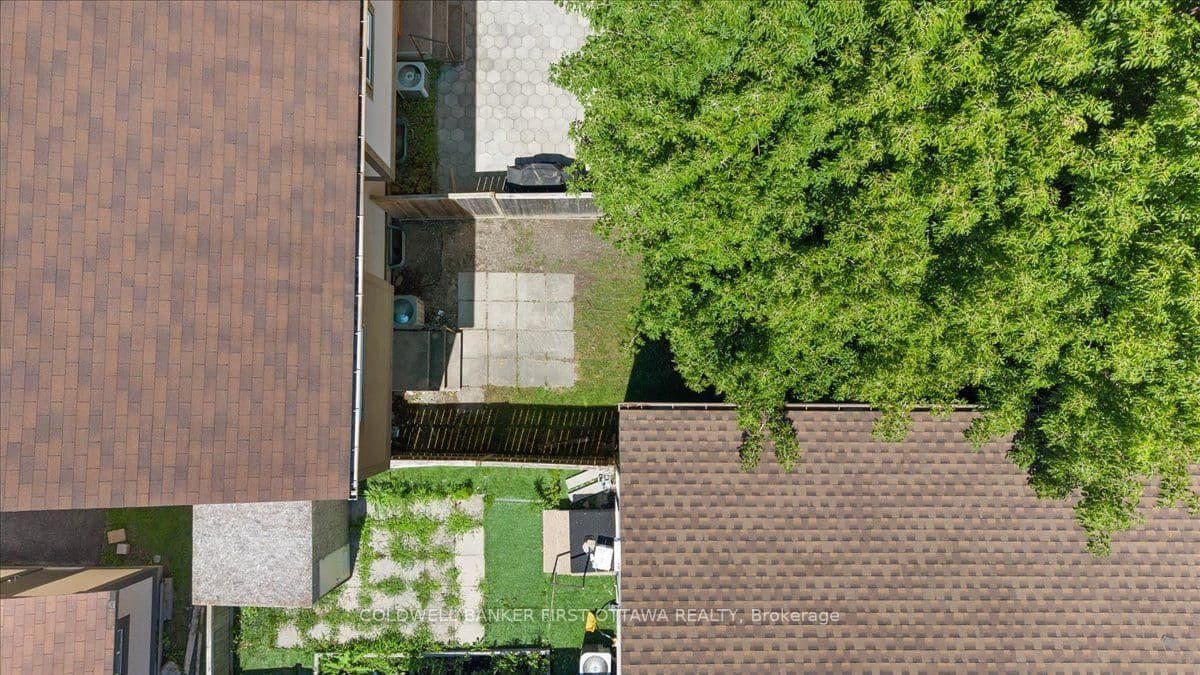 2701 PIMLICO Crescent thumbnail 29