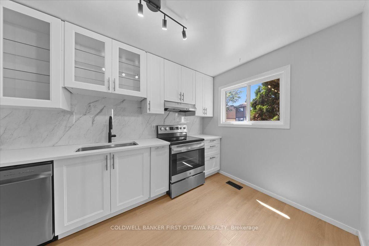 2701 PIMLICO Crescent thumbnail 6