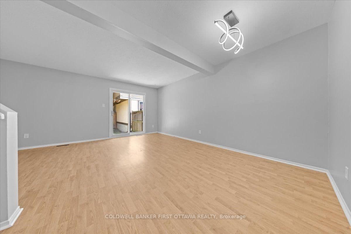 2701 PIMLICO Crescent thumbnail 8
