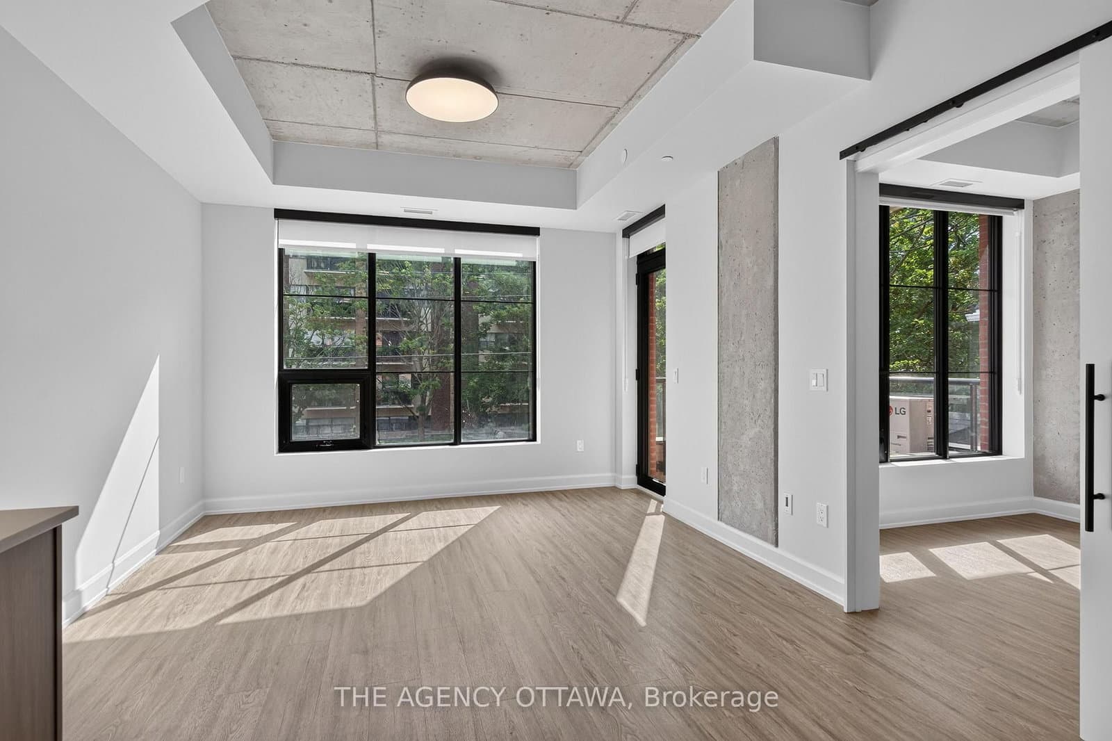 56 Bayswater Avenue, Unit 302 thumbnail 7
