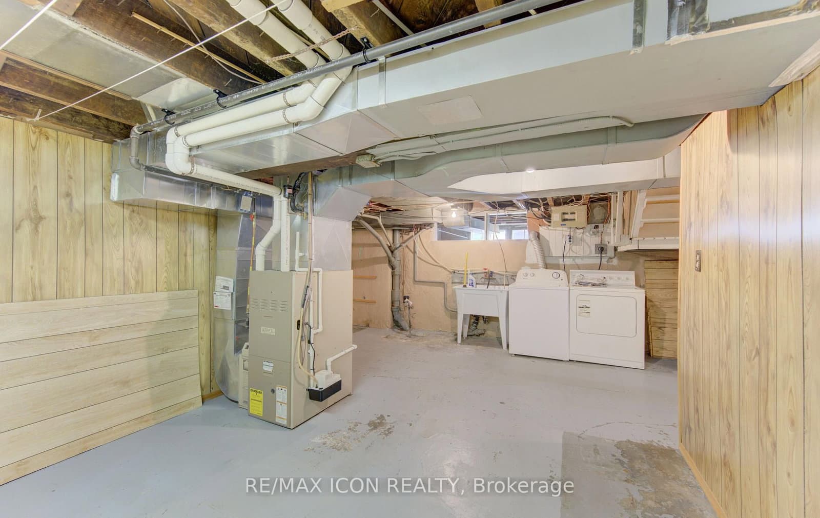 224 Weber Street E thumbnail 44