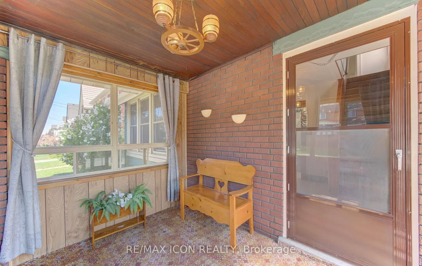 224 Weber Street E thumbnail 7