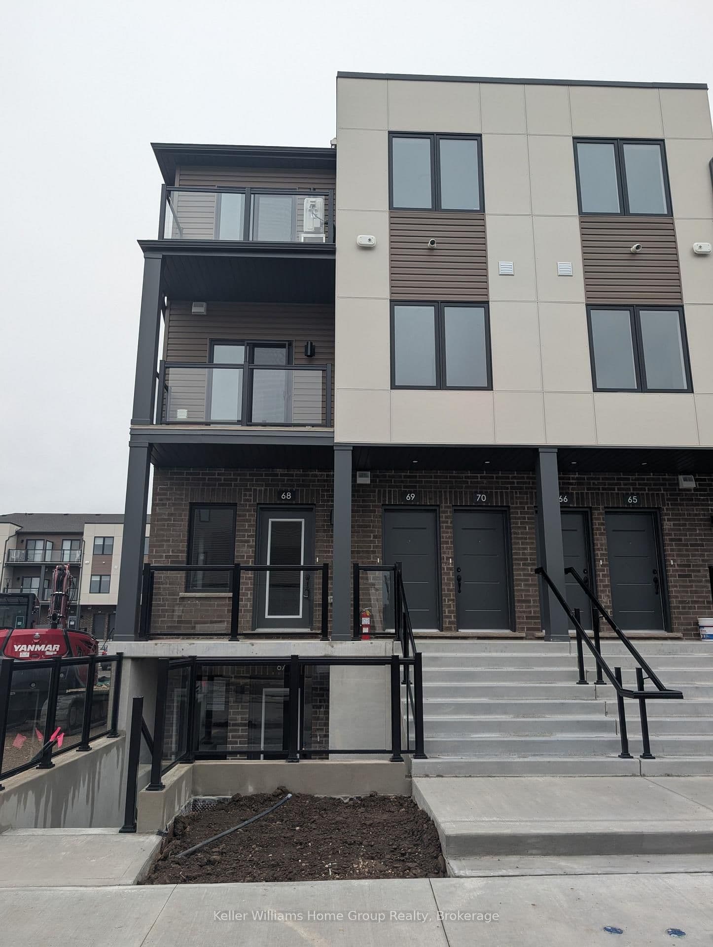 42 Lowes Road W, Unit 68 - Image 1