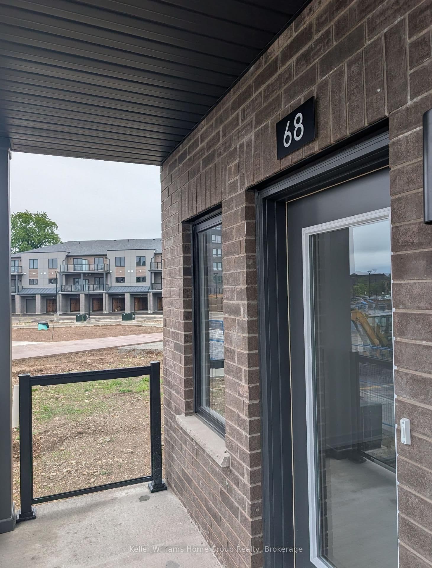 42 Lowes Road W, Unit 68 thumbnail 2