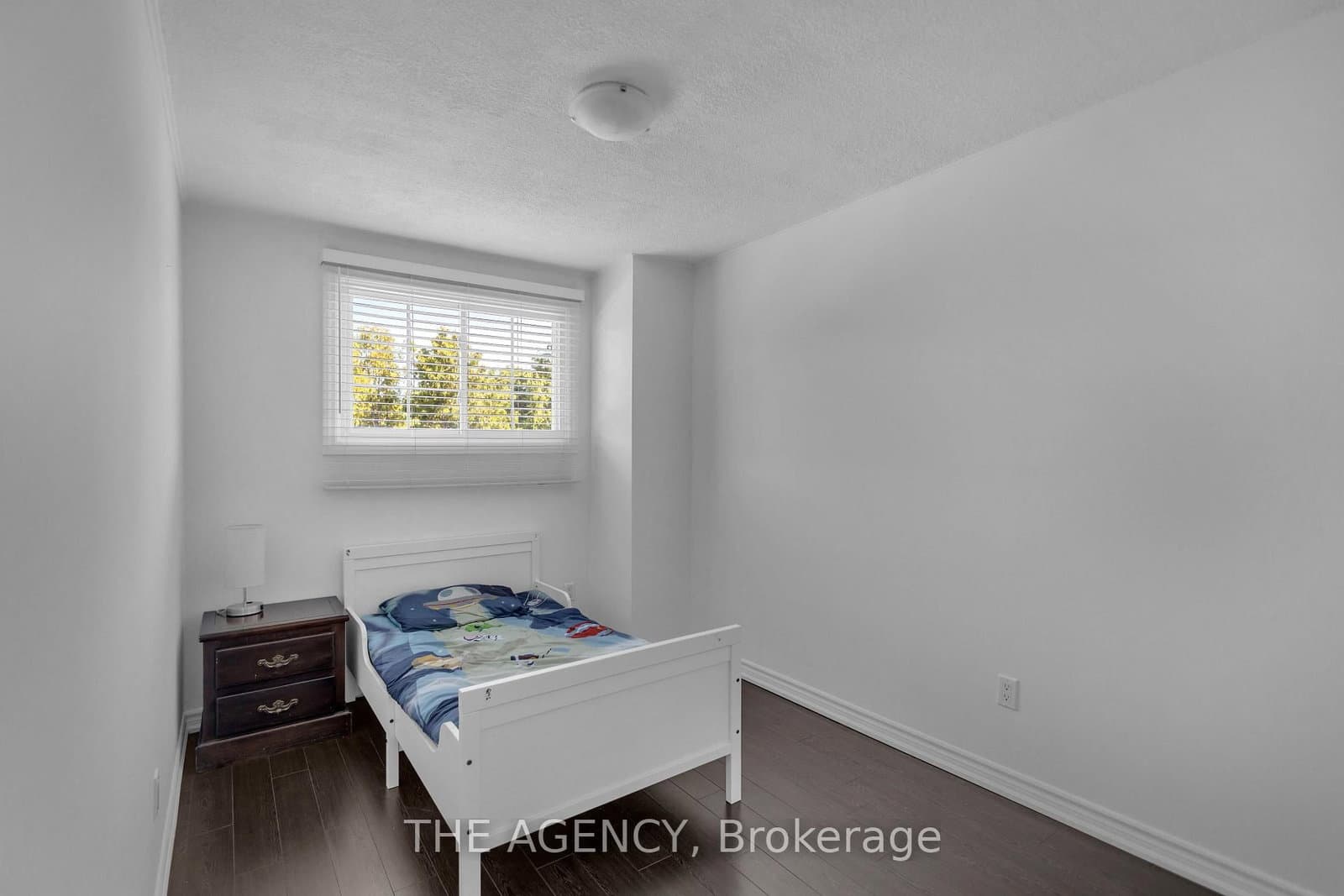 38 Athenia Drive thumbnail 21