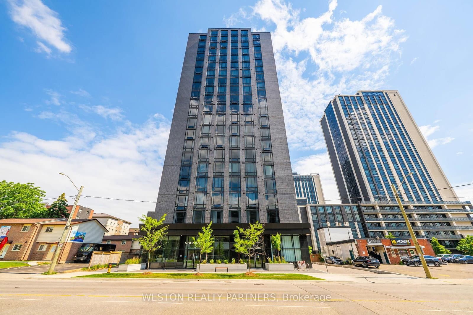 #1134 - 145 Columbia Street W