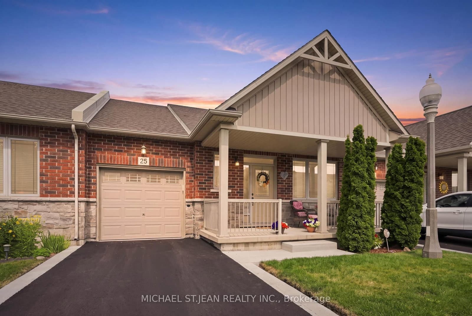 25 Stickland Lane - Image 1