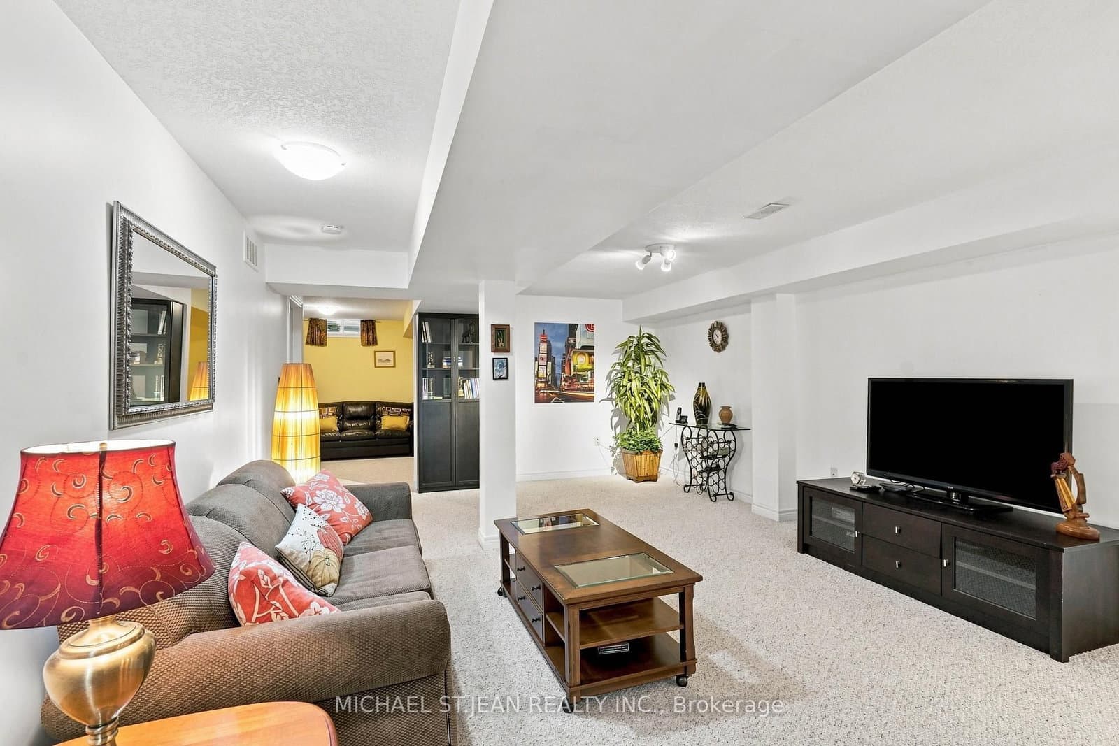 25 Stickland Lane thumbnail 37