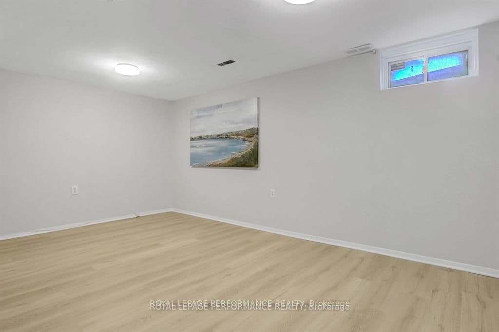 2603 PIMLICO Crescent thumbnail 19