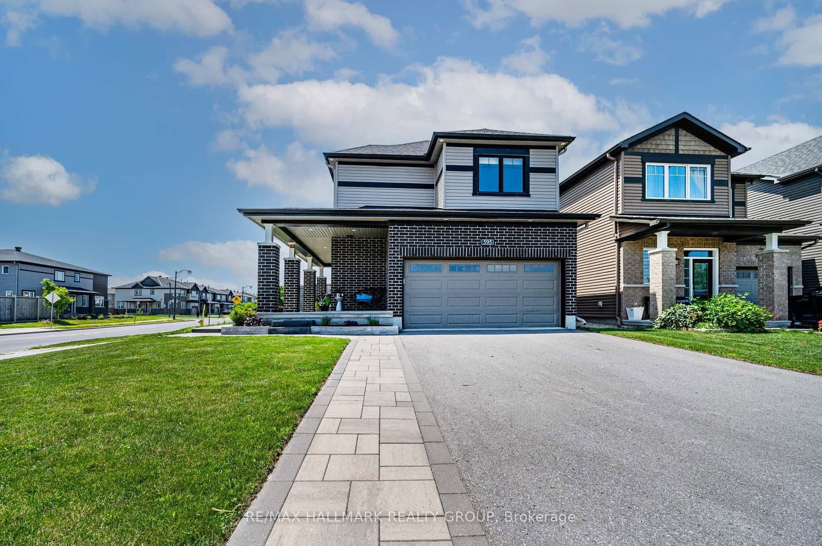 595 Decoeur Drive thumbnail 2