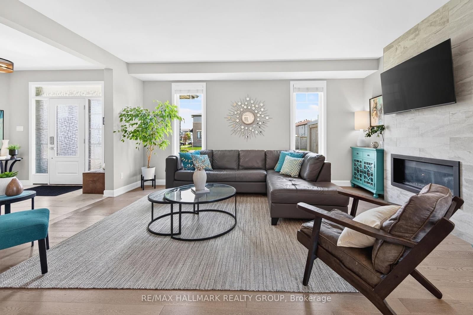 595 Decoeur Drive thumbnail 8