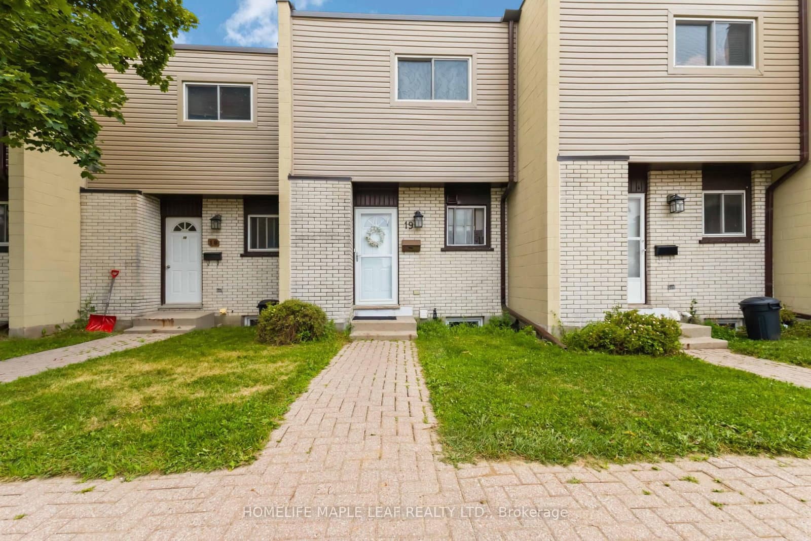 178 Grulke Street, Unit 19 - Image 1