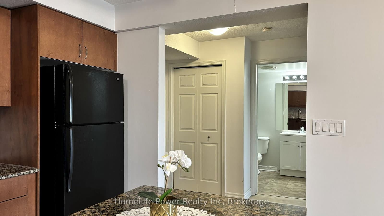 776 Laurelwood Drive, Unit 705 thumbnail 11