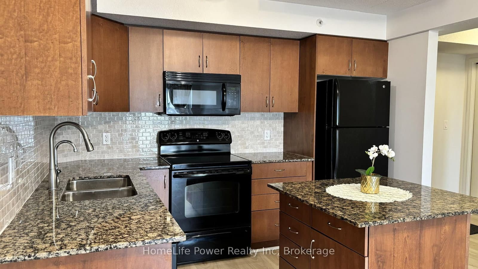 776 Laurelwood Drive, Unit 705 thumbnail 12