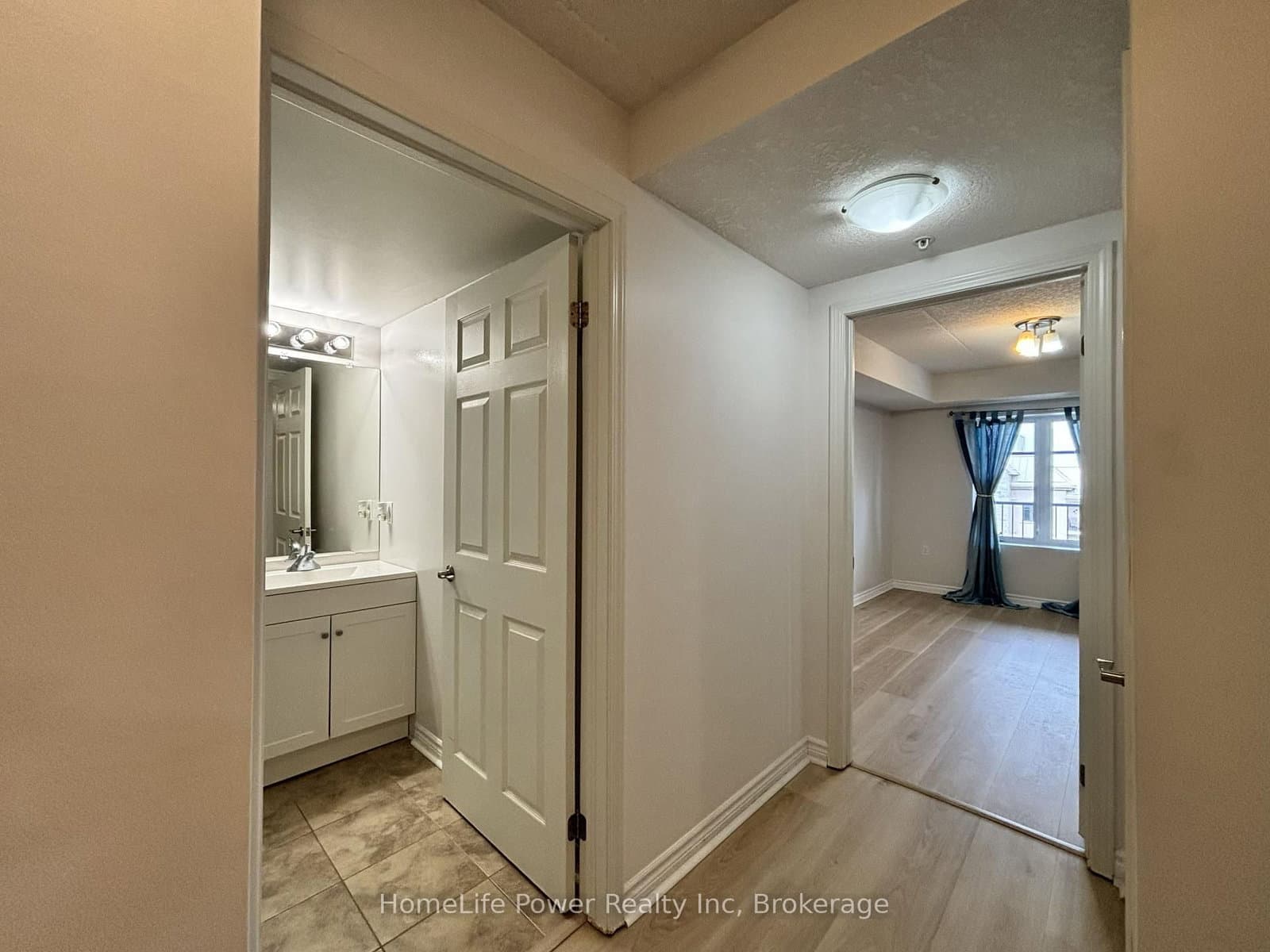 776 Laurelwood Drive, Unit 705 thumbnail 15