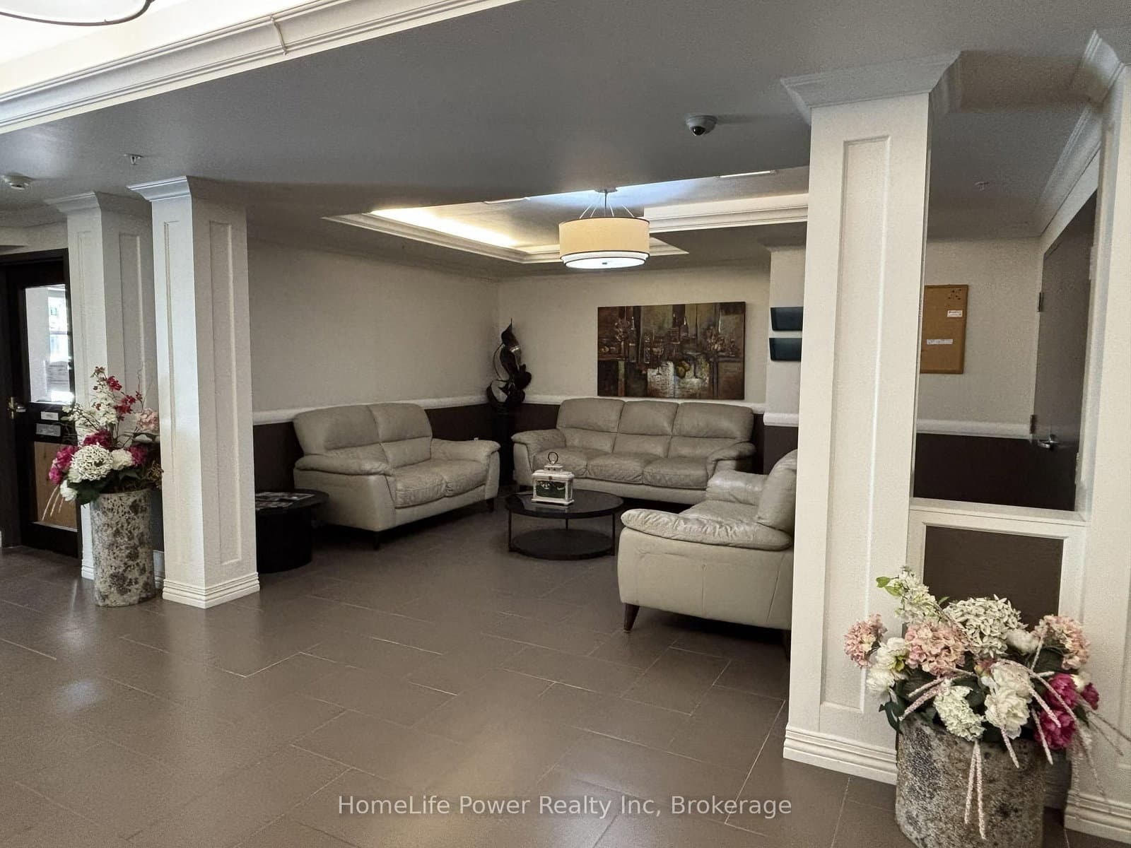 776 Laurelwood Drive, Unit 705 thumbnail 3