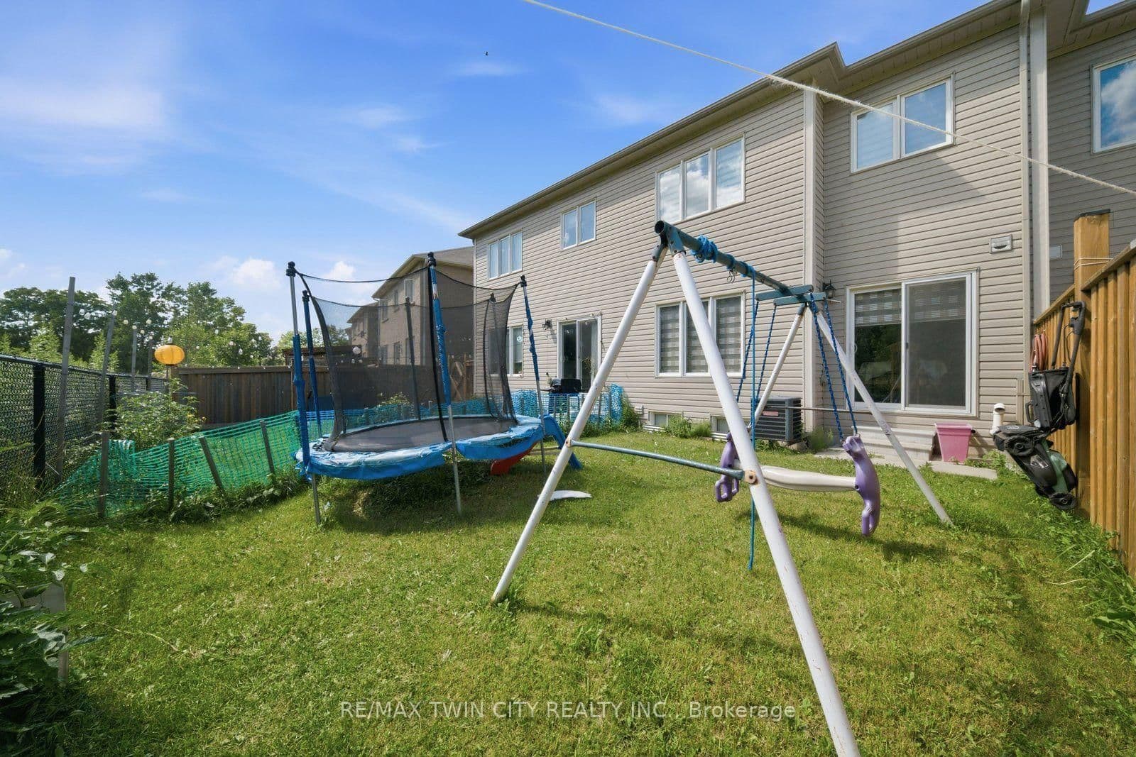 32 Cole Crescent thumbnail 20