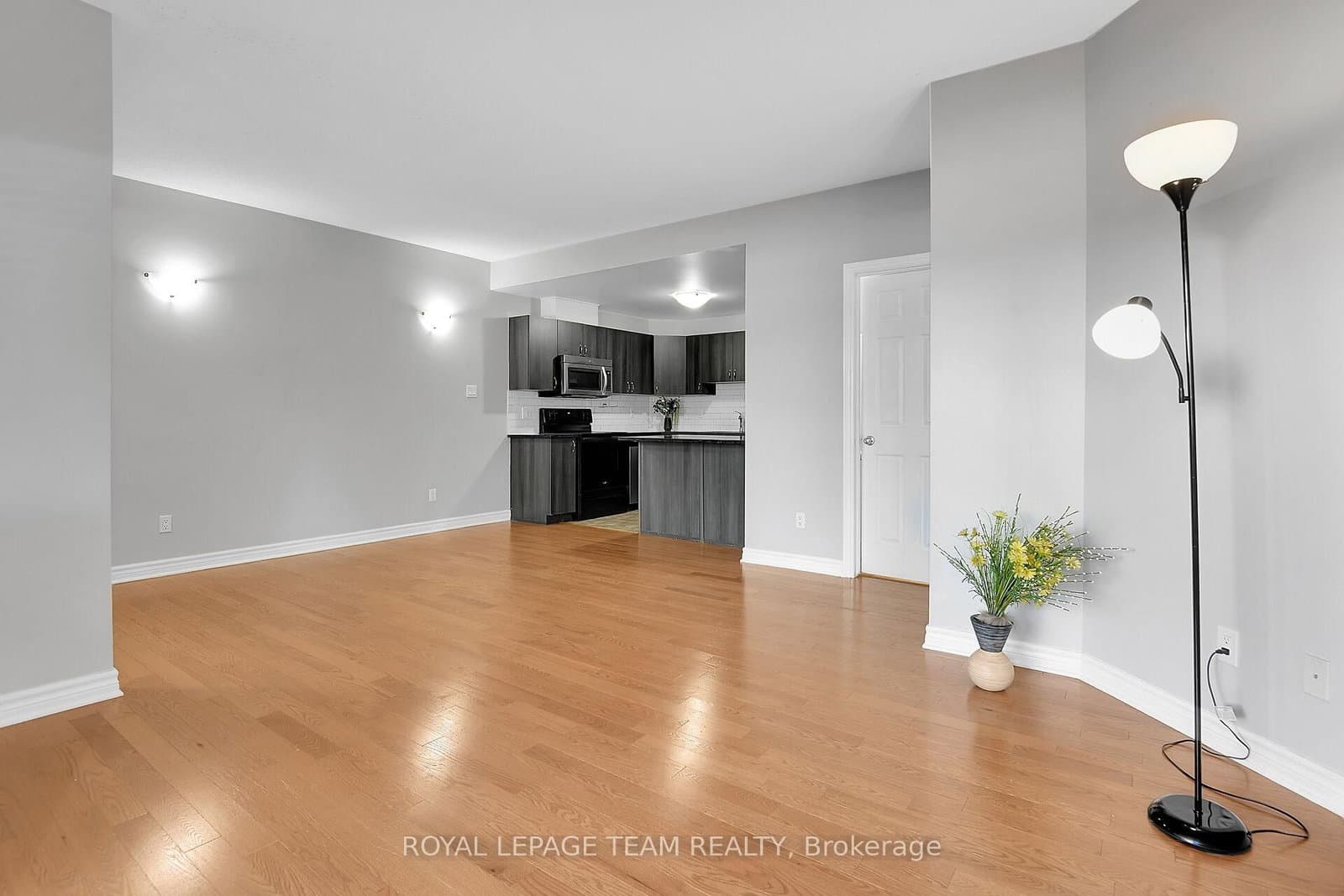 105 Fraser Fields Way, Unit H thumbnail 10