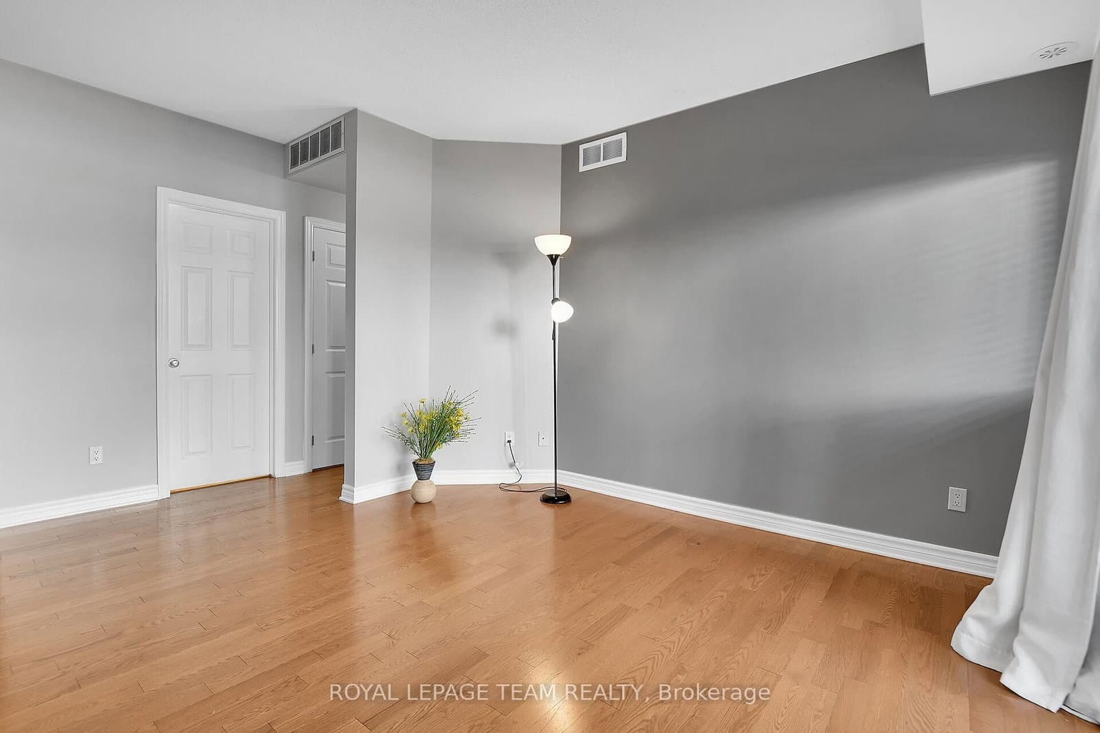 105 Fraser Fields Way, Unit H thumbnail 11