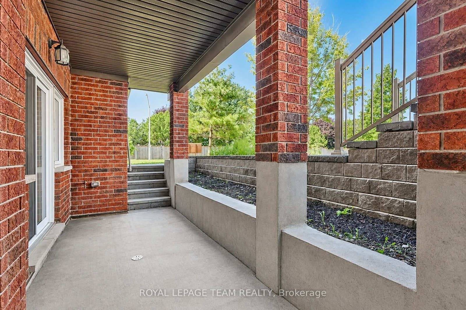 105 Fraser Fields Way, Unit H thumbnail 3